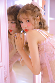 金发女奴隶